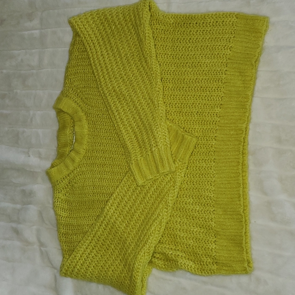 American Eagle knit sweater